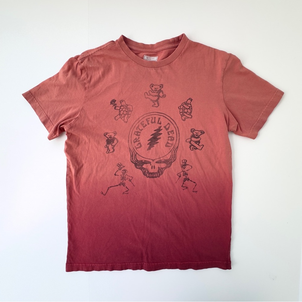 Grateful Dead American Eagle Outfitters Tailgate Graphic Tee in Ombré Red Cotton